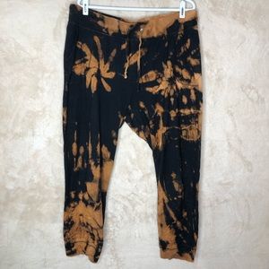 TIE DYED CHAMPION SWEATPANTS SZ 2XL